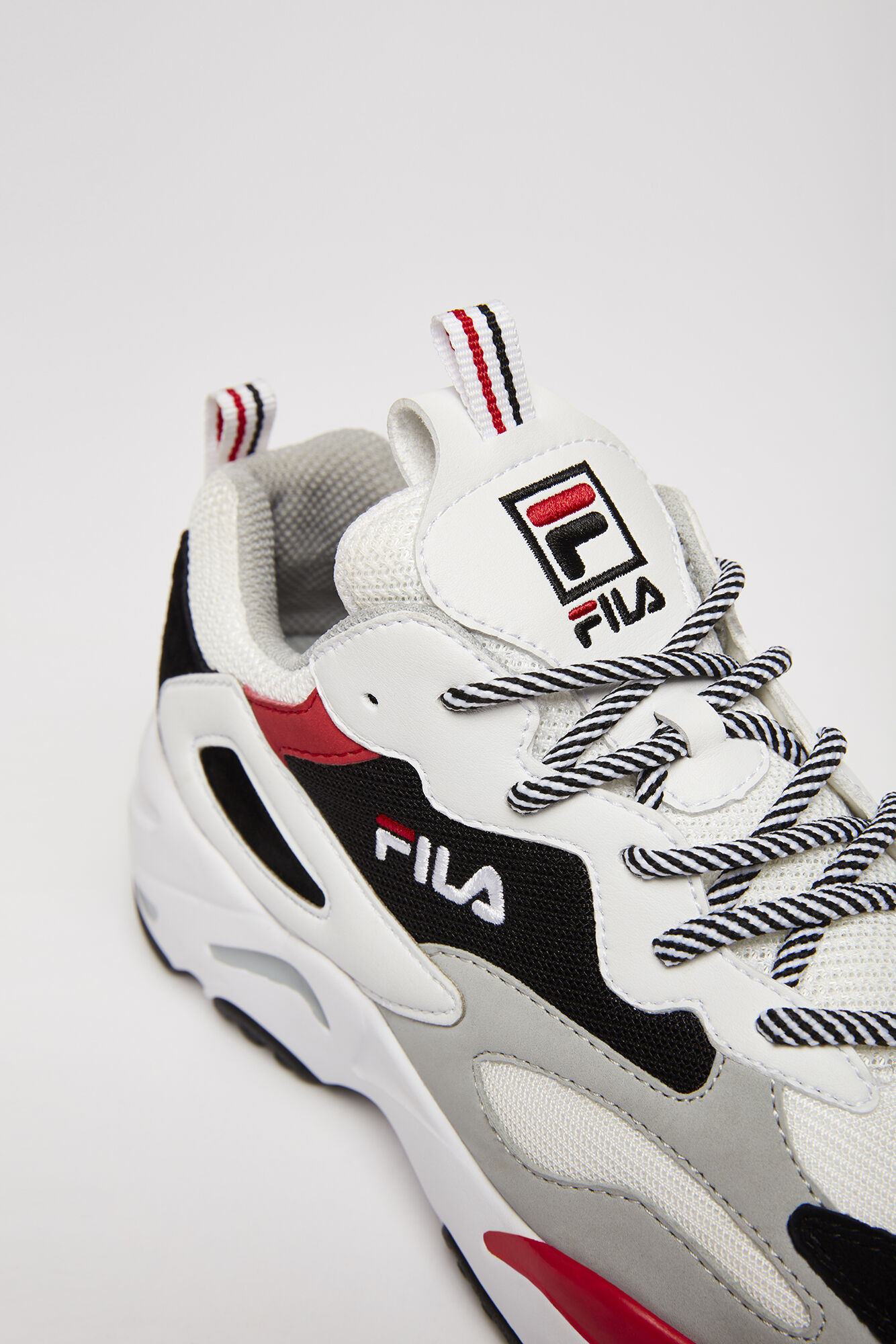 Buy Fila Men Black Ray Tracer Apex Sneakers online